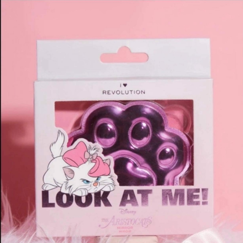 ❇️Revolution x Aristocats DISCONTINUED Look At Me Mirror NWT